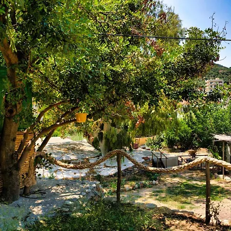 Κατάλυμα σε φάρμα Akti Argo